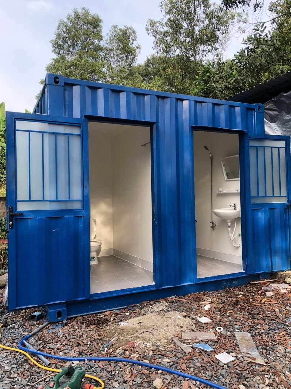 Container toilet 10 feet