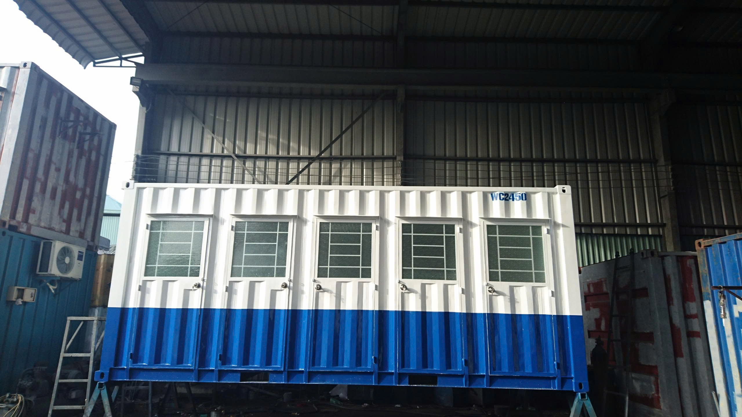 Container toilet 20 feet